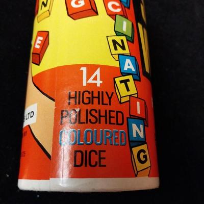 SEALED 1976 FLINCH GAME, SHAKE WORDS AND QU BILA GAMES