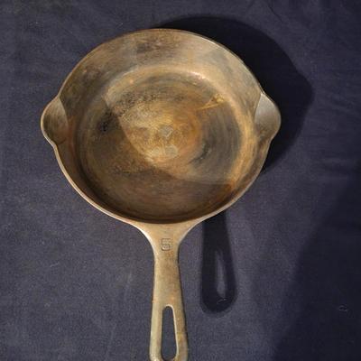 Griswold Cast Iron Skillets (DR-DW)