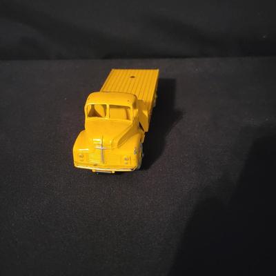 Dinky 533 Cement Wagon and Tri-Ang Minic Steam Roller (DR-DW)