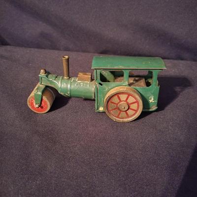 Dinky 533 Cement Wagon and Tri-Ang Minic Steam Roller (DR-DW)