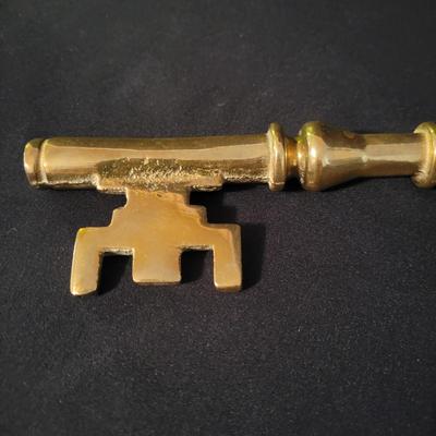 Decorative Brass Keys (DR-DW)