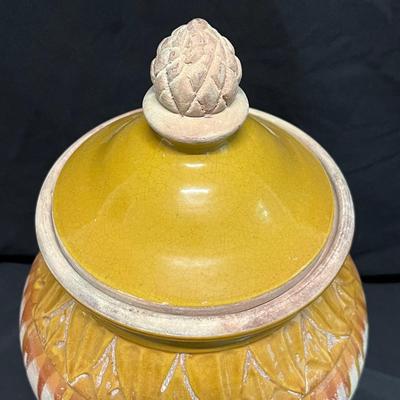Pedestal Lidded Pottery Urn (B2-RG)