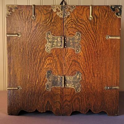 Korean Apothecary Doctor's Traveling Medicine Chest