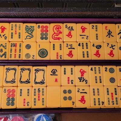 Vintage Cardinal Mah Jongg Set
