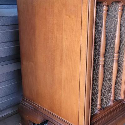 Vintage RCA Victor new Vista High Fidelity Console Stereo