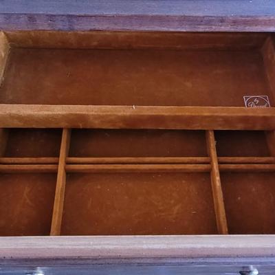 Drexel Oxford Square Jewelry & Lingerie Chest