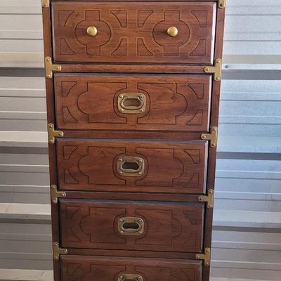 Drexel Oxford Square Jewelry & Lingerie Chest