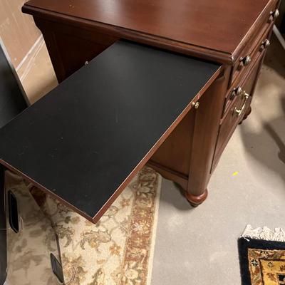 Sligh â€˜Saratoga Cherryâ€™ Pedestal Desk & Matching File/Writing Table (B2-RG)