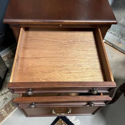 Sligh â€˜Saratoga Cherryâ€™ Pedestal Desk & Matching File/Writing Table (B2-RG)