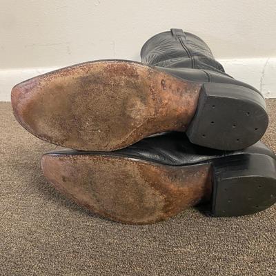 Three Pairs of Men's Cowboy Boots 9 1/2D, from Ryon's & More (DR-DW)