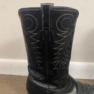Three Pairs of Men's Cowboy Boots 9 1/2D, from Ryon's & More (DR-DW)