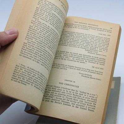 Vintage Penguin Books Robert Burns Poetry & The Quest for Corvo