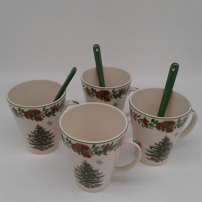 Spode Christmas Tree Beverage Lot