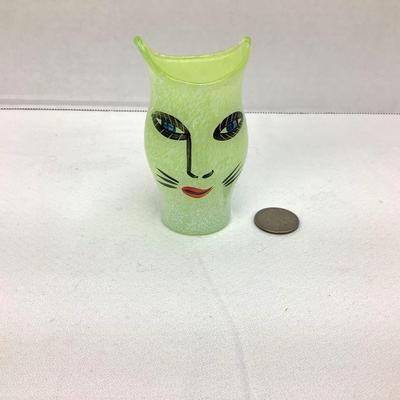 926 Kosta Boda "Open Minds" Miniature Signed Cat Vase