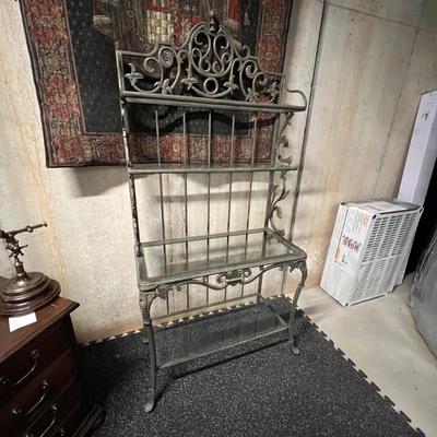 Iron Bakerâ€™s Rack with Glass Shelves (B2-RG)