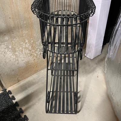 Heavy Duty Farmhouse Style Metal Planter with Shelves (B2-RG)
