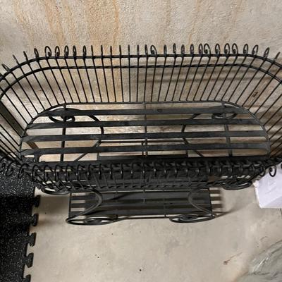 Heavy Duty Farmhouse Style Metal Planter with Shelves (B2-RG)