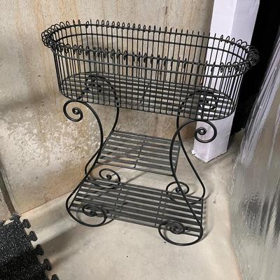 Heavy Duty Farmhouse Style Metal Planter with Shelves (B2-RG)
