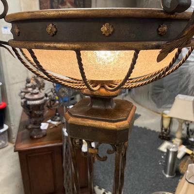 Antique Bronze Finish Iron Torchiere Lamp (B2-RG)