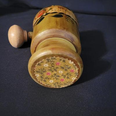 Decorative Pitchers and a Mortar & Pestle (DR-DW)