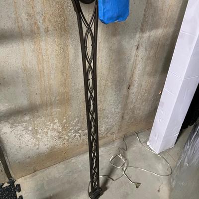 Wall Hanging Metal Sconce Style Lamp (B2-RG)
