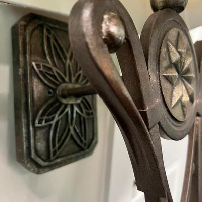 Wall Hanging Metal Sconce Style Lamp (B2-RG)