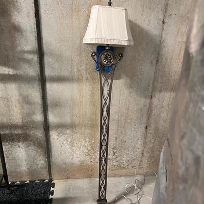 Wall Hanging Metal Sconce Style Lamp (B2-RG)