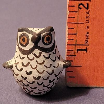 Small ZUNI Pottery Owl