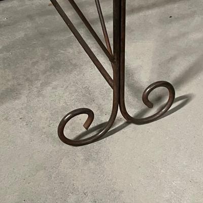 Two Tiered Iron Metal Plant Stand (B2-RG)