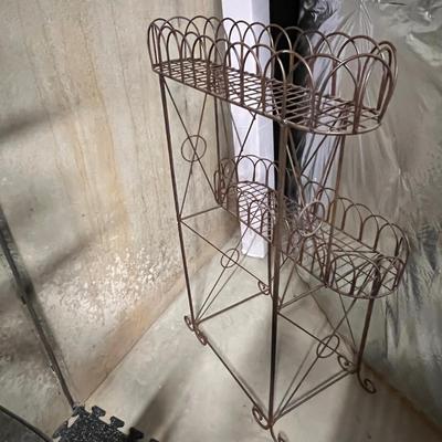 Two Tiered Iron Metal Plant Stand (B2-RG)