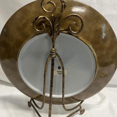 Large Metallic Plate with Stand (B2-MG)
