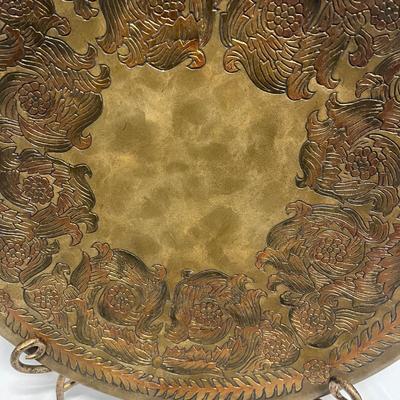 Large Metallic Plate with Stand (B2-MG)