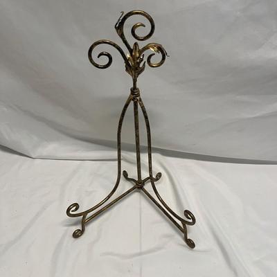 Large Metallic Plate with Stand (B2-MG)
