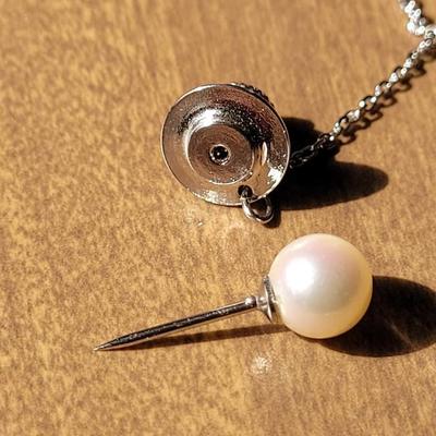 Chinese Pearl Tie Tack
