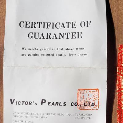 Victor's Pearl Necklace with Original Bag, Certificate of Guarantee and Recipt