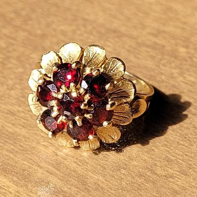 14k Gold and Garnet Flower Ring