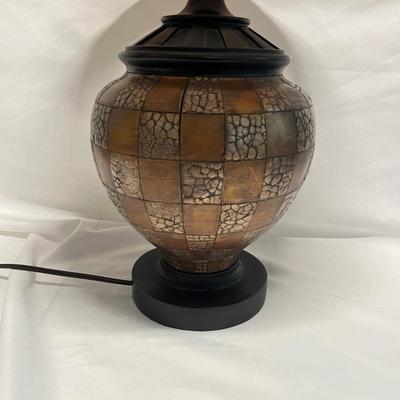 Checkered Table Lamp (B2-MG)