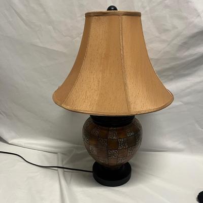 Checkered Table Lamp (B2-MG)