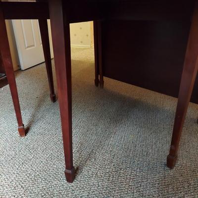 Drop Leaf Dining Table (B2-BBL)