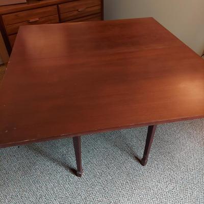 Drop Leaf Dining Table (B2-BBL)