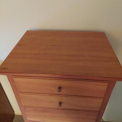 Tall Dresser w/ Seven Dove Tailed Drawers (B3-BBL)