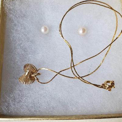 3 Piece Set - Necklace and earrings