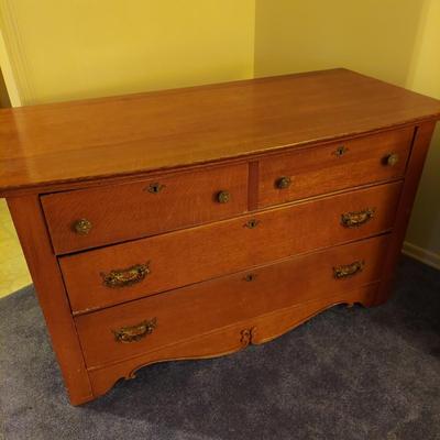 Antique Solid Wood Dresser (D-BBL)