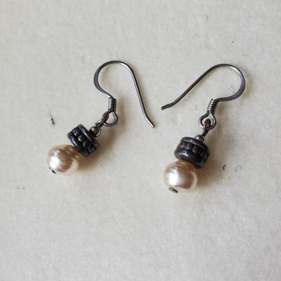 6 mm Baroque pearl earrings