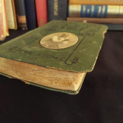 Vintage Novels including Philosophy, Fiction, Poetry and More (D-BBL)
