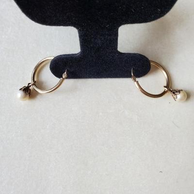 HGE hoop earrings with pearl charms