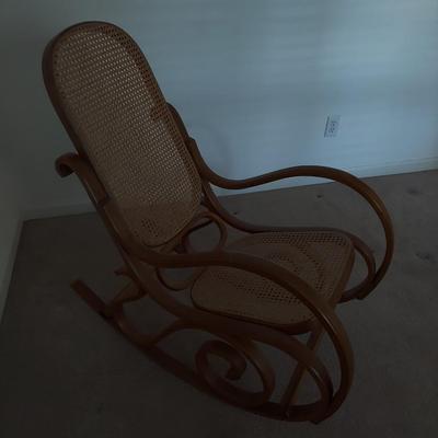 Vintage Bentwood & Cane Thonet Style Rocking Chair (B1-BBL)