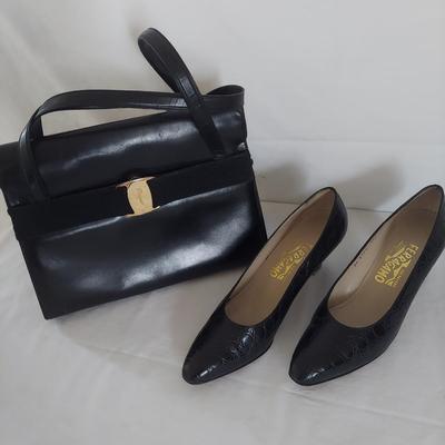 Ferragamo Leather Heels and Purse (B1-BBL)