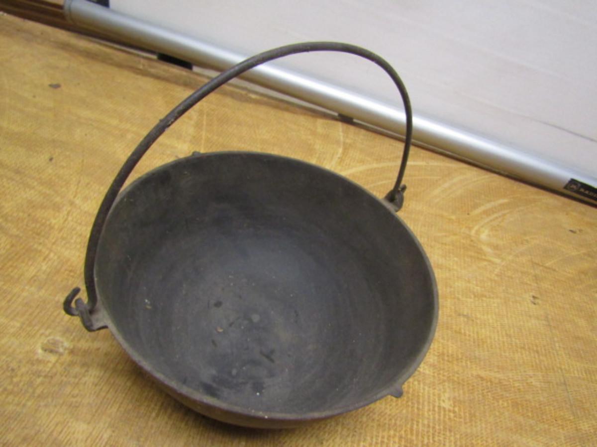 Antique Cast Iron Pot with Cast Mark and Wire Handle Approx 11" in