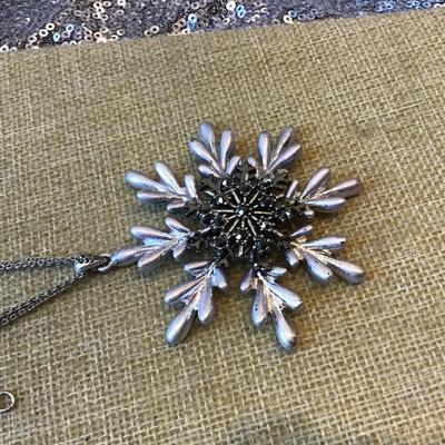 Crystal Spinning Snowflake Necklace